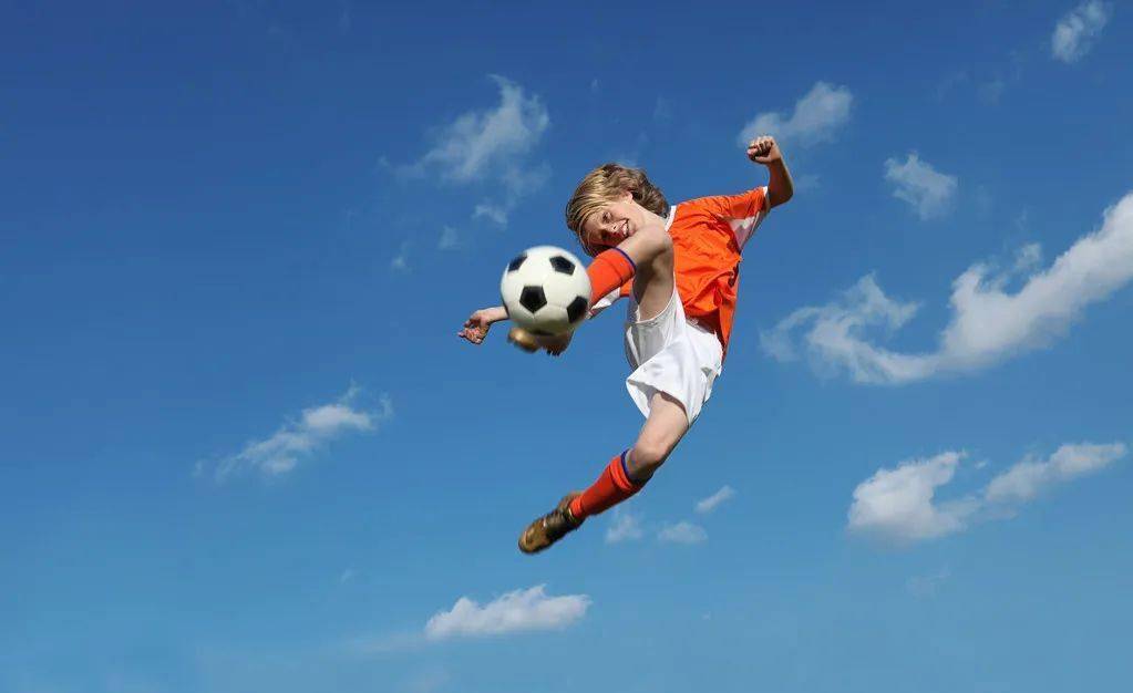 梅西：踢球不会在意纪录；希望能够参加2026世界杯